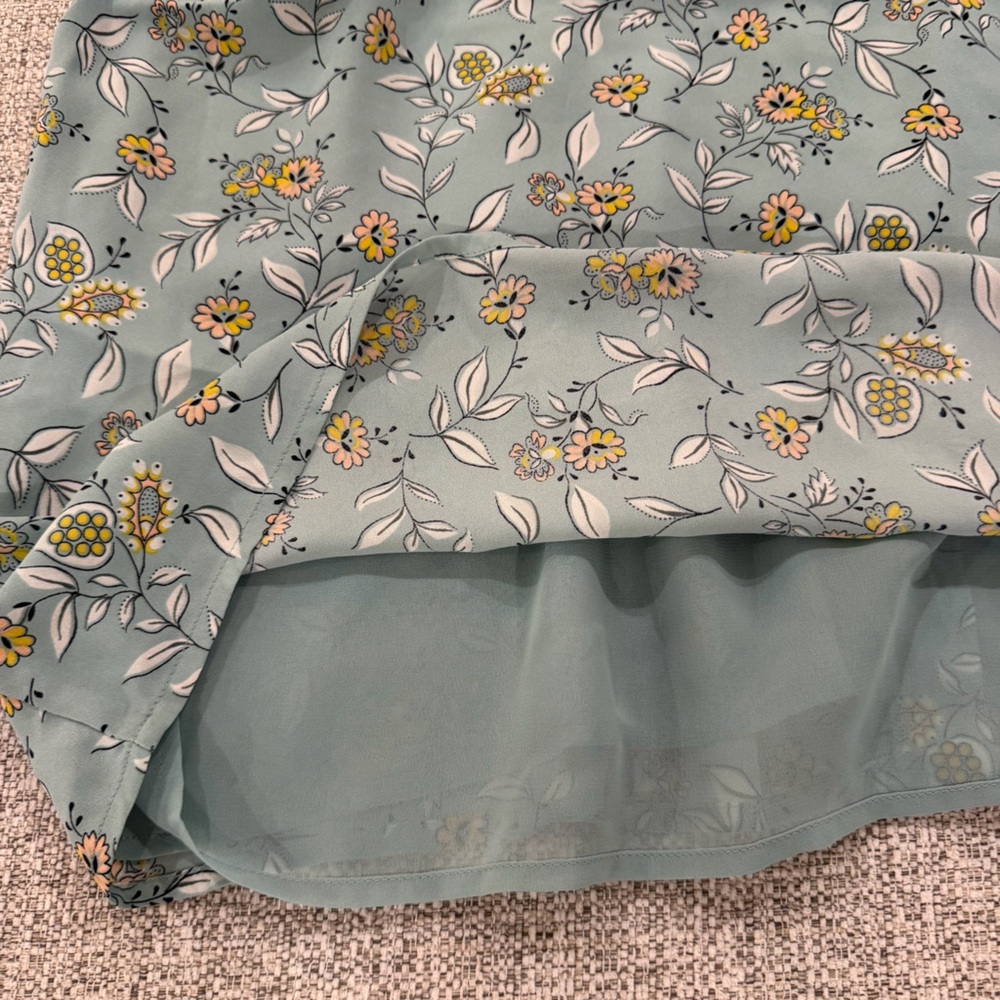 LOFT Floral Camisole in Blue and Yellow Floral with Button Detail - Picture 13 of 16